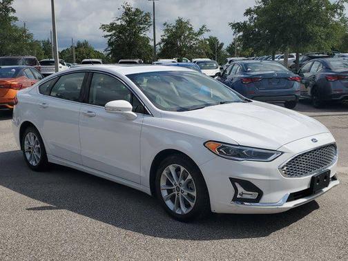 2019 Ford Fusion Energi Titanium