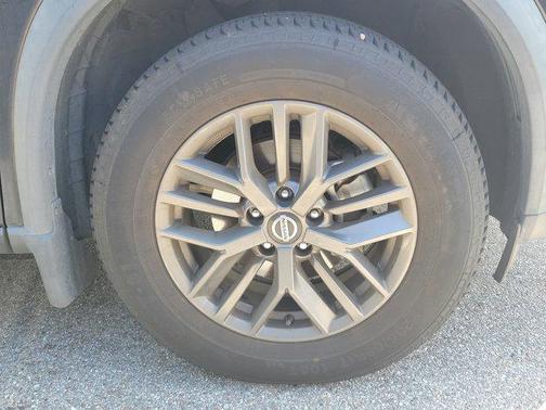 Super Black 2021 Nissan Rogue S