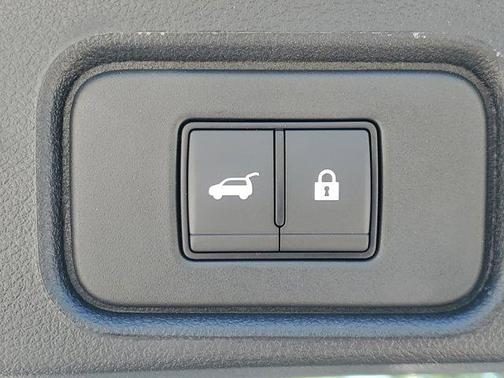 2025 Nissan Pathfinder SV FWD