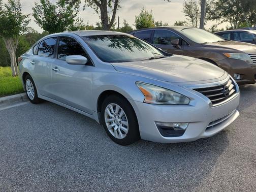 Brilliant Silver 2015 Nissan Altima 2.5 S