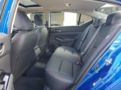 2025 Nissan Altima SR FWD