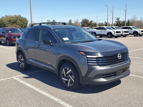 Gun Metallic 2026 Nissan Kicks SV