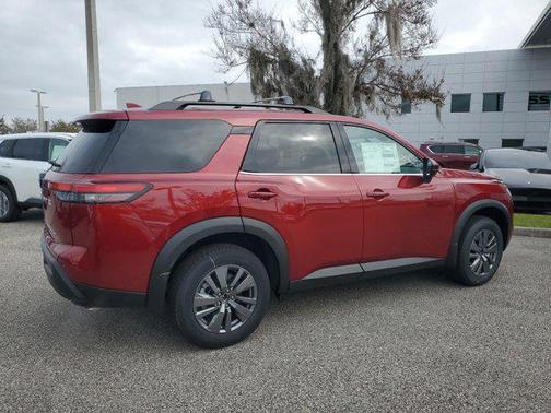 2025 Nissan Pathfinder SV 4WD