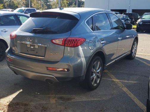 2017 INFINITI QX50 Base