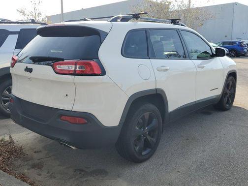 2016 Jeep Cherokee Altitude