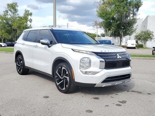 2022 Mitsubishi Outlander Black Edition S-AWC