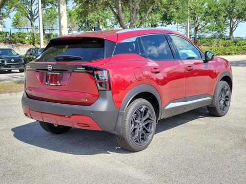 Scarlet Ember Tintcoat 2026 Nissan Kicks SR
