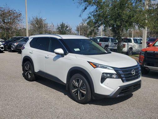 2025 Nissan Rogue SL