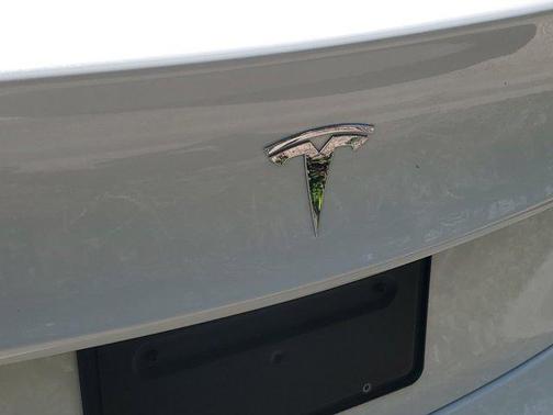 2020 Tesla Model 3 Standard Range