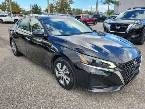 2023 Nissan Altima S FWD