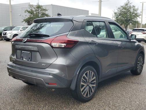 2021 Nissan Kicks SV