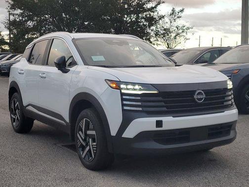 Fresh Powder 2026 Nissan Kicks SV