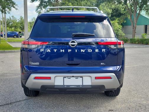 Deep Ocean Blue Pearl 2025 Nissan Pathfinder SL FWD