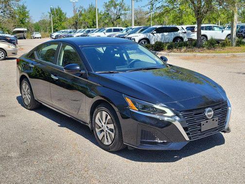 2023 Nissan Altima S FWD