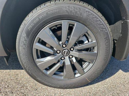 2025 Nissan Pathfinder SV FWD