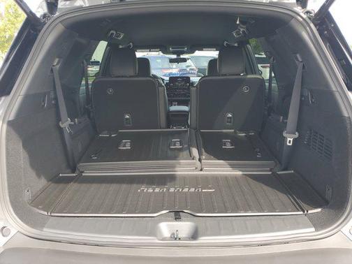 2025 Nissan Pathfinder Rock Creek 4WD
