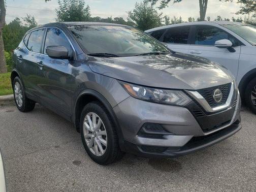 Gun Metallic 2020 Nissan Rogue Sport S