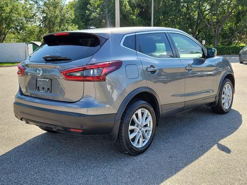 Gun Metallic 2020 Nissan Rogue Sport S