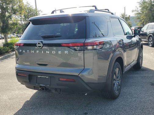 2025 Nissan Pathfinder SV FWD