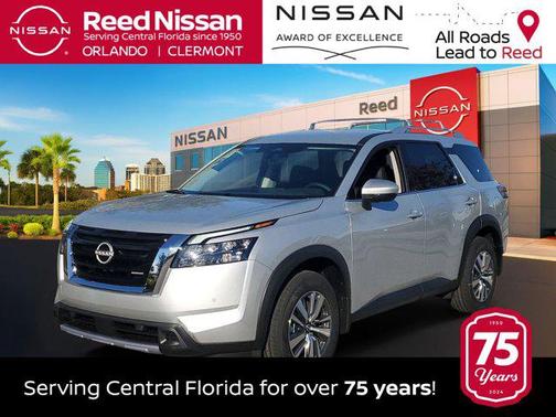 2025 Nissan Pathfinder SL FWD
