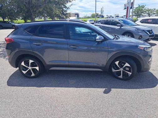 2017 Hyundai TUCSON Value