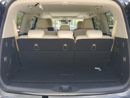 2025 Nissan Armada Platinum Reserve 2WD