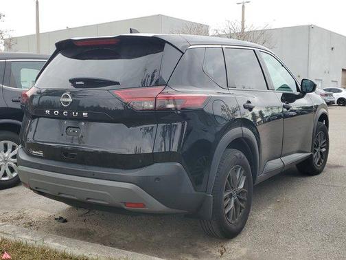 2022 Nissan Rogue S