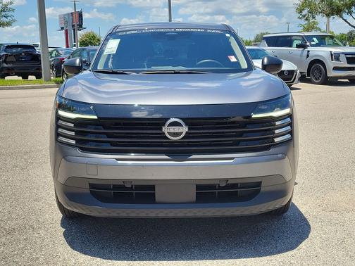 Gun Metallic 2025 Nissan Kicks S