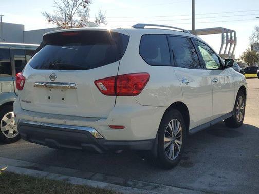 2020 Nissan Pathfinder S 2WD