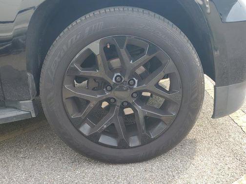 2017 Chevrolet Suburban LS