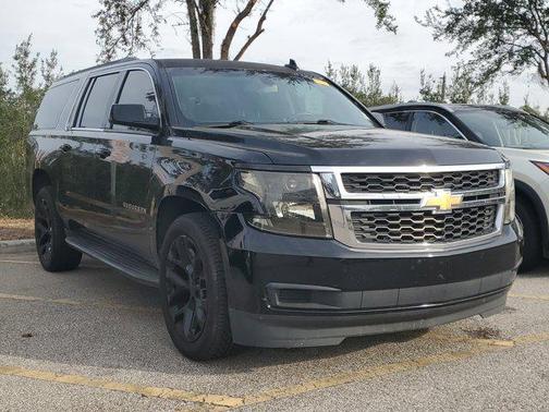 2017 Chevrolet Suburban LS