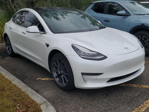 2020 Tesla Model 3 Standard Range