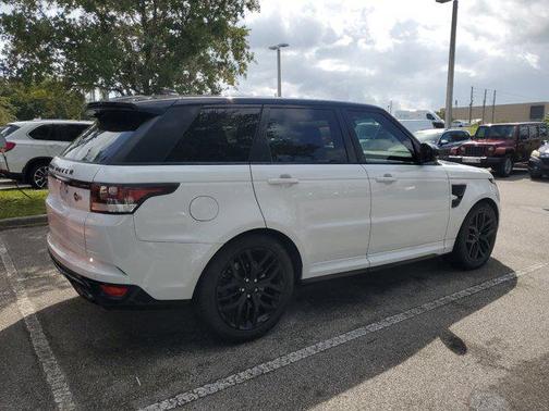 2017 Land Rover Range Rover Sport 5.0L Supercharged SVR