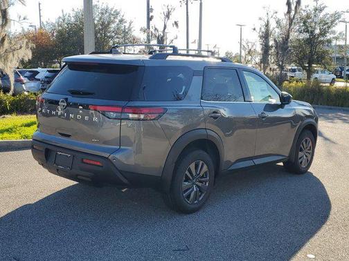 2025 Nissan Pathfinder SV 4WD