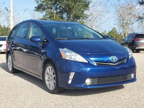 2012 Toyota Prius v Five