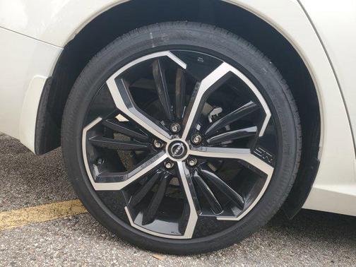 2025 Nissan Altima SR FWD