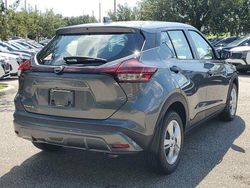 2025 Nissan Kicks S