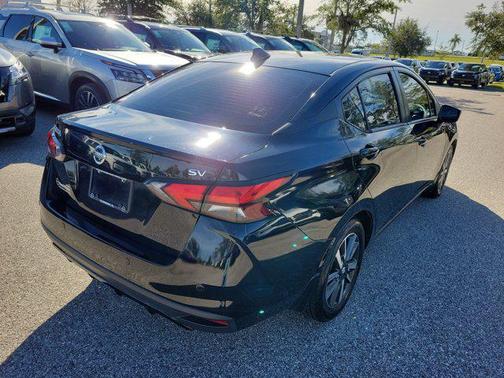 2021 Nissan Versa 1.6 SV