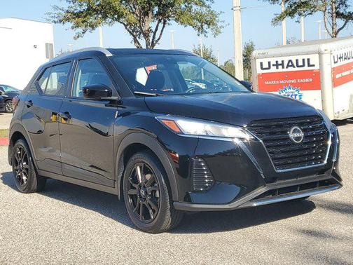 2023 Nissan Kicks SV