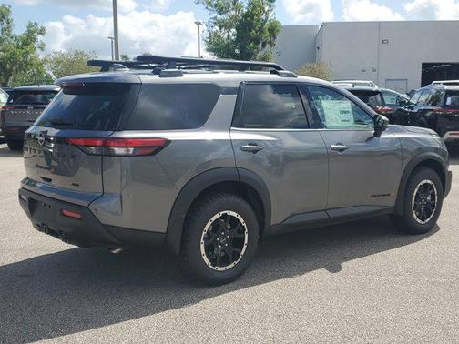2025 Nissan Pathfinder Rock Creek 4WD