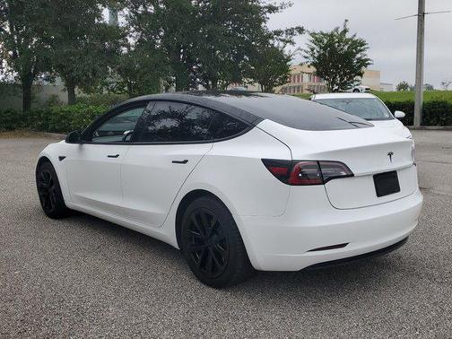 2019 Tesla Model 3 Mid Range