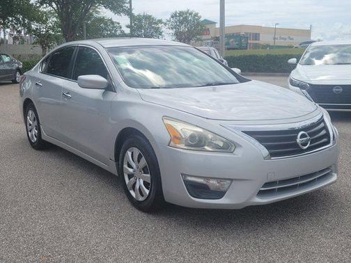 Brilliant Silver 2015 Nissan Altima 2.5 S