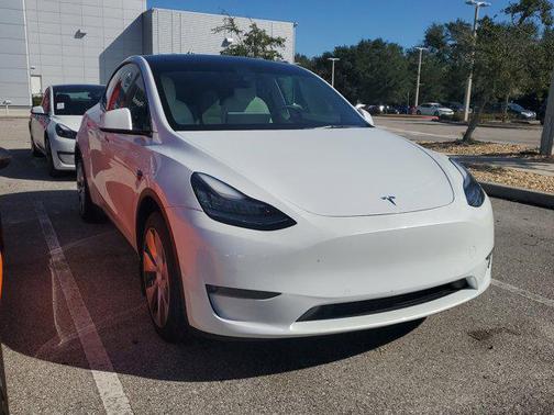 2021 Tesla Model Y Standard Range Rear-Wheel Drive