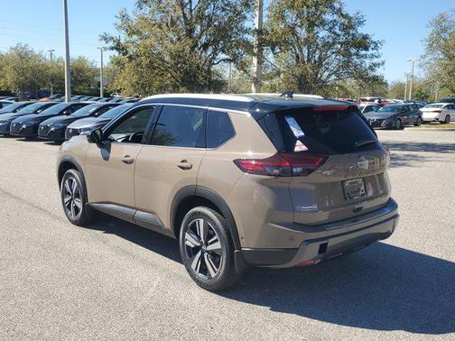 2025 Nissan Rogue SL