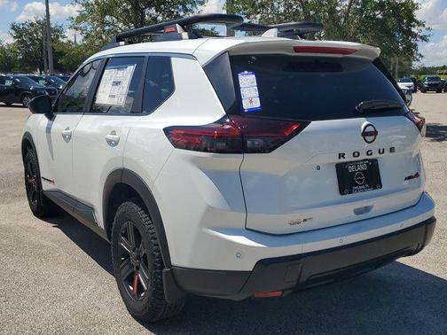 2025 Nissan Rogue Rock Creek