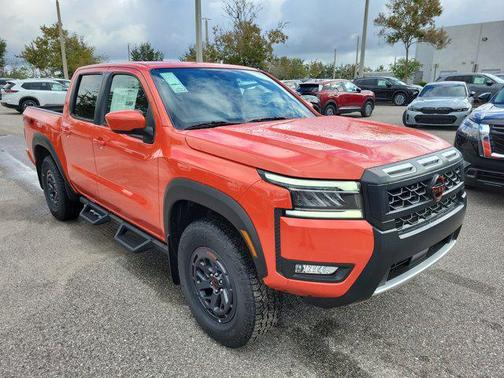 2025 Nissan Frontier PRO-4X