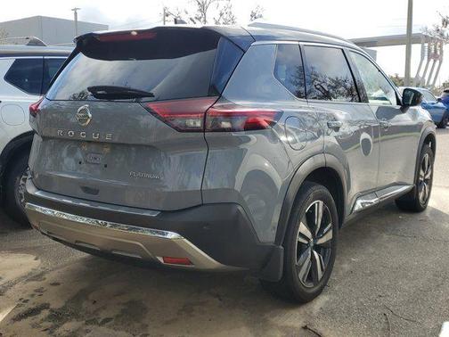 2021 Nissan Rogue Platinum