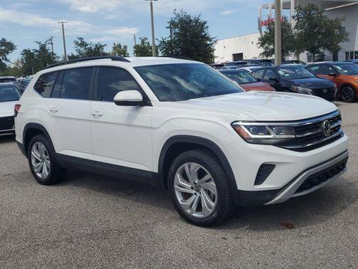 2022 Volkswagen Atlas 3.6L SE w/Technology