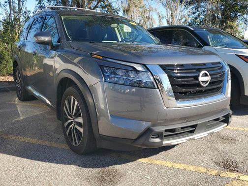 2024 Nissan Pathfinder Platinum 4WD