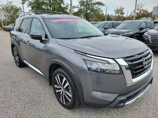 2024 Nissan Pathfinder Platinum 4WD